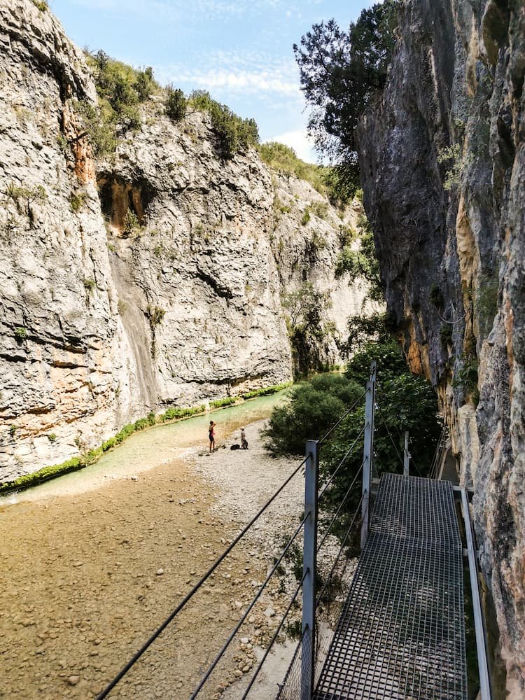 baignade rafraichissante dans le rio vero pres des passerelles