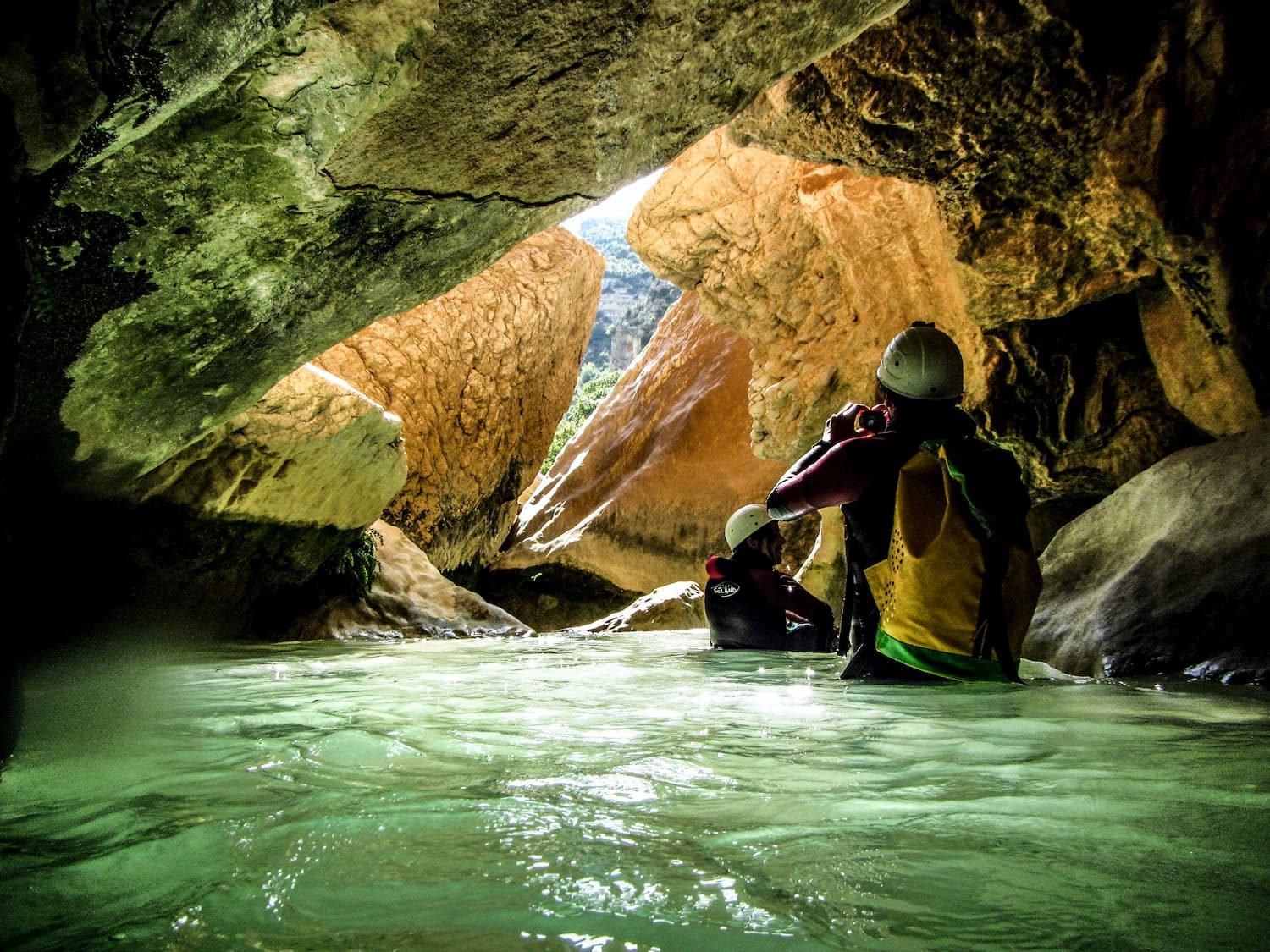 le rio vero canyoning en sierra de guara